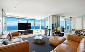 Tallest Tower Skyhomes | 9 Hamilton Avenue